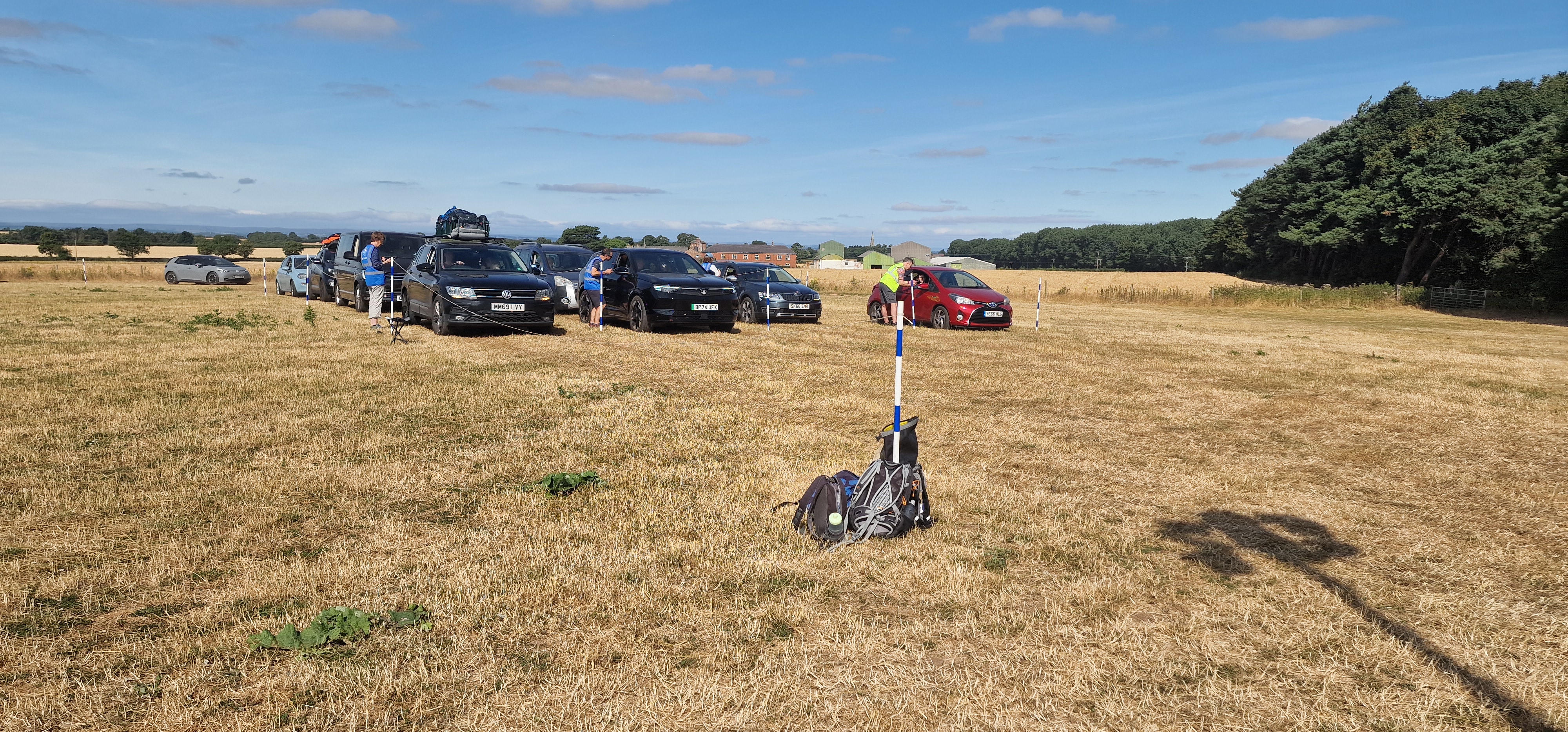 Cars arriving and filling the Deershed Festival car park at gate open